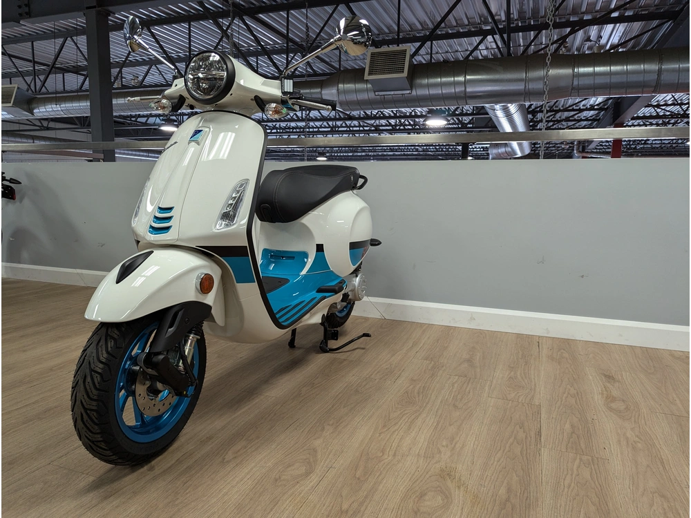 2023 Vespa Primavera 50 Color Vibe *0.99% / 36 Mois💳 alt