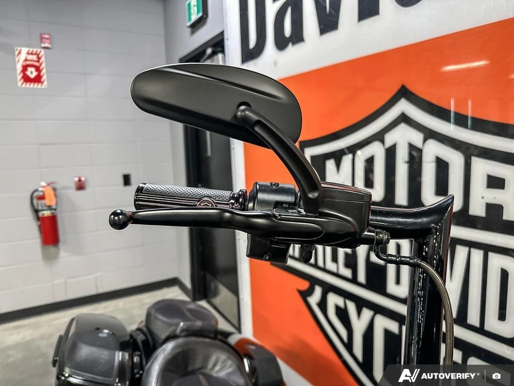 2018 Harley-davidson Cvo Road Glide alt