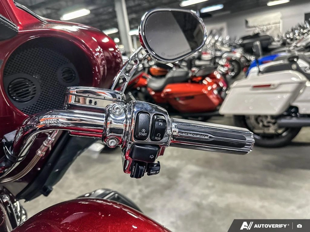 2009 Harley-davidson Cvo Ultra Classic alt