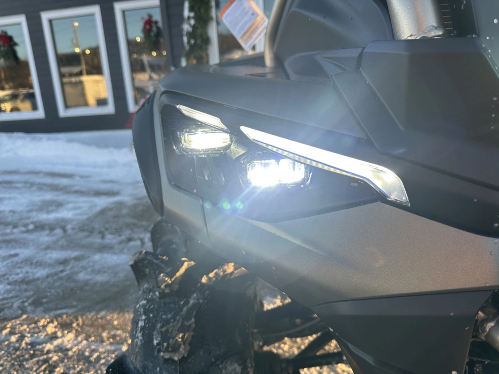 2026 Can-am Outlander Xmr 1000r alt