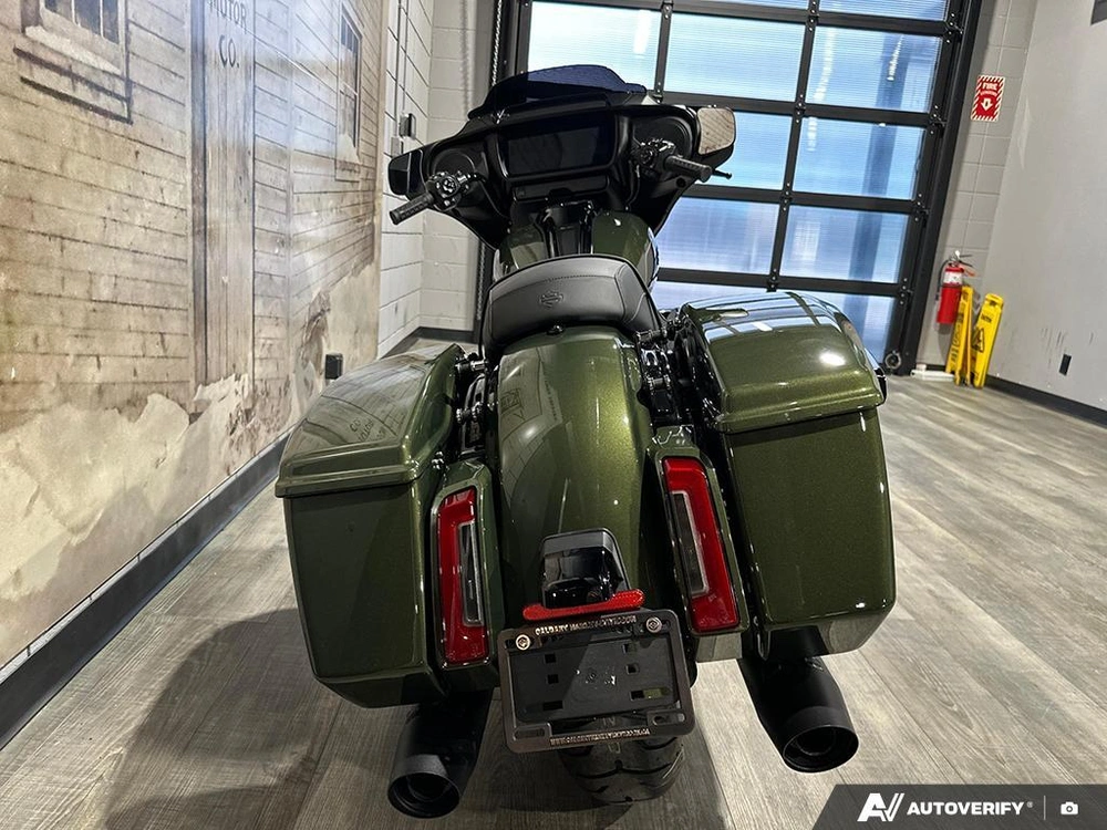 2026 Harley-davidson Street Glide alt