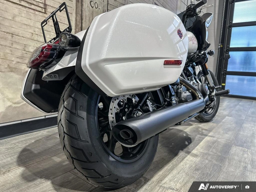 2026 Harley-davidson Low Rider St alt