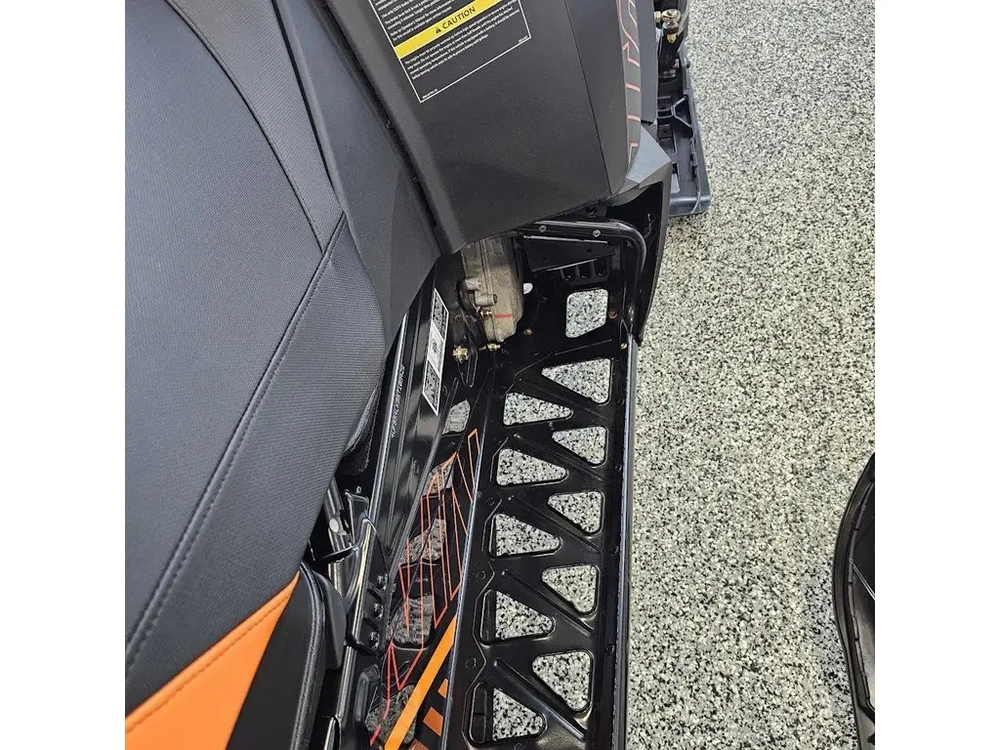 2025 Yamaha Sidewinder L-tx Se alt