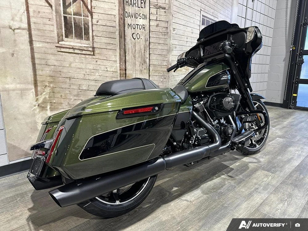 2026 Harley-davidson Street Glide alt