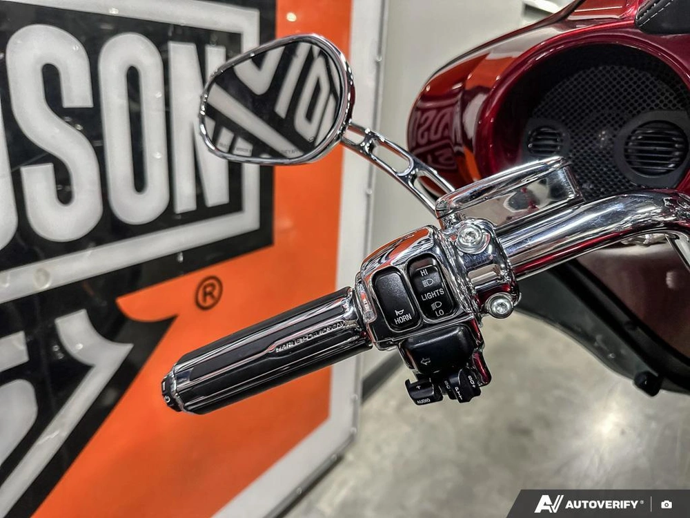 2009 Harley-davidson Cvo Ultra Classic alt