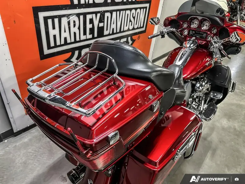 2009 Harley-Davidson CVO ULTRA CLASSIC thumbnail 18