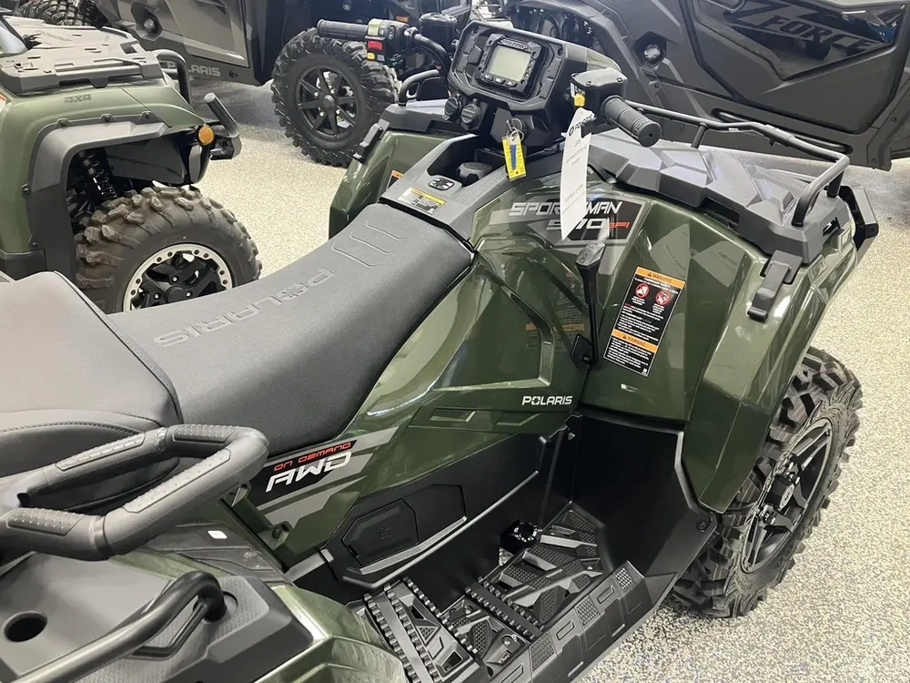 2026 Polaris Sportsman Touring 570 Premium alt