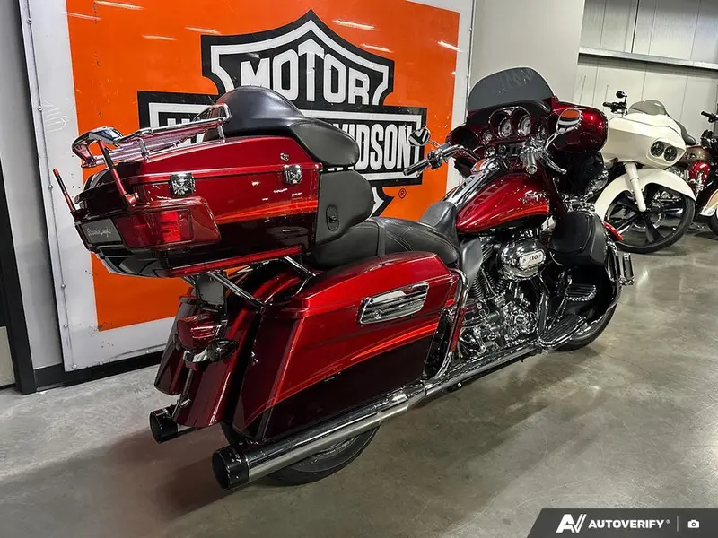 2009 Harley-Davidson CVO ULTRA CLASSIC thumbnail 5
