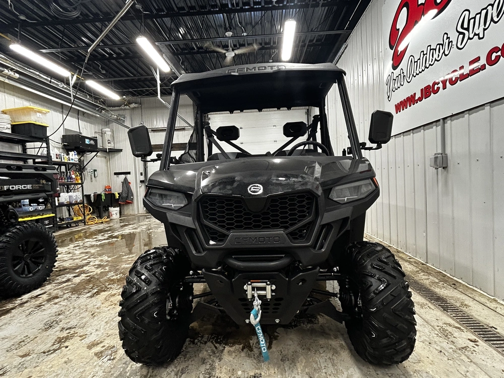 2025 Cfmoto Uforce 600 Black alt