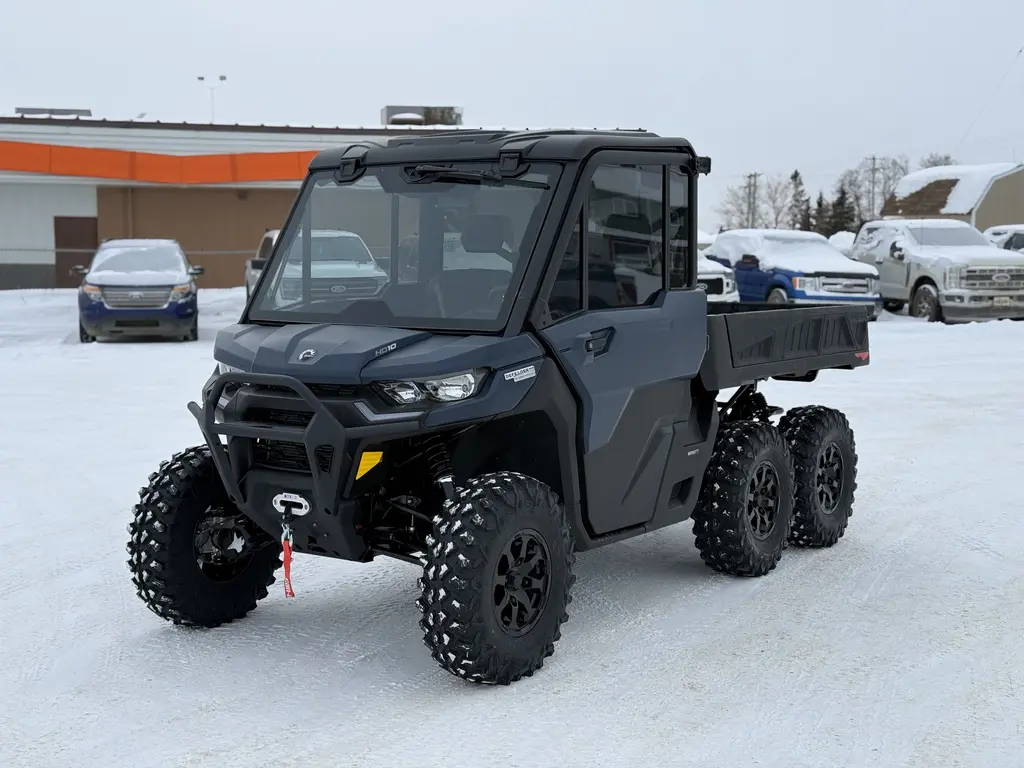2026 Can-Am DEFENDER 6X6 LIMITED CAB