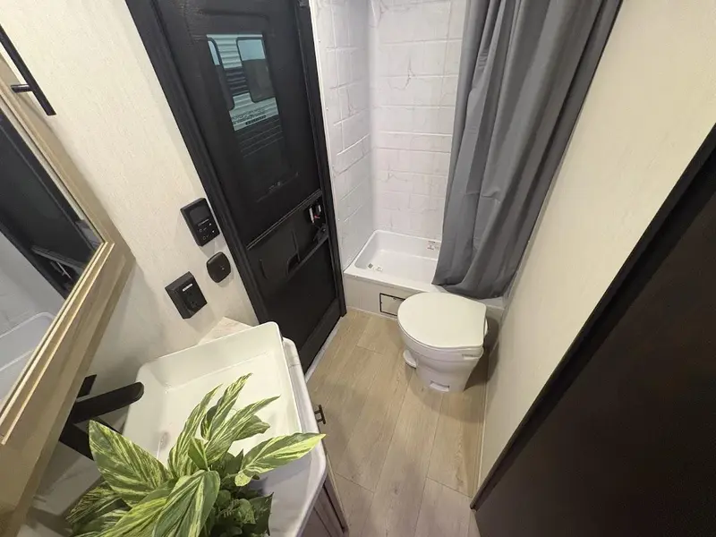 2026 Forest River CHEROKEE 26DBH BLACK LABEL MEILLEUR PRIX AU QUÉBEC