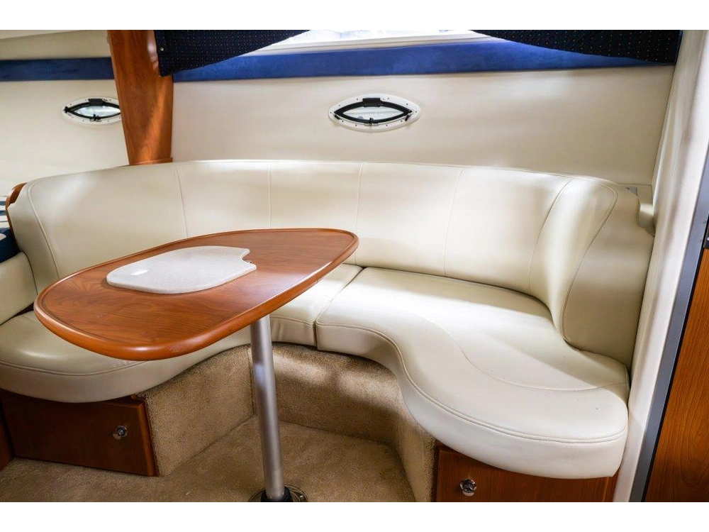 2009 Bayliner 300 Sb alt