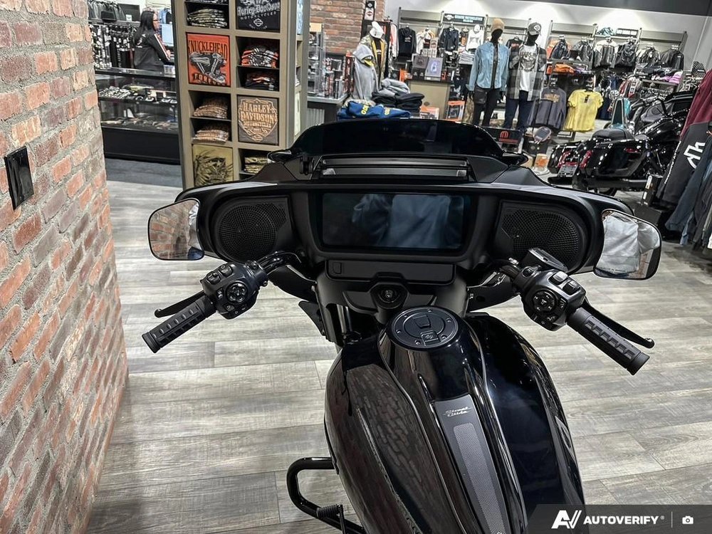 2026 Harley-davidson Street Glide alt