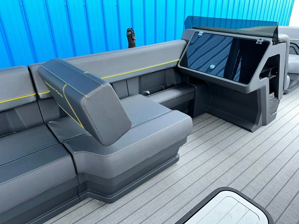 Manitou 22 Explore Switchback 2024 alt