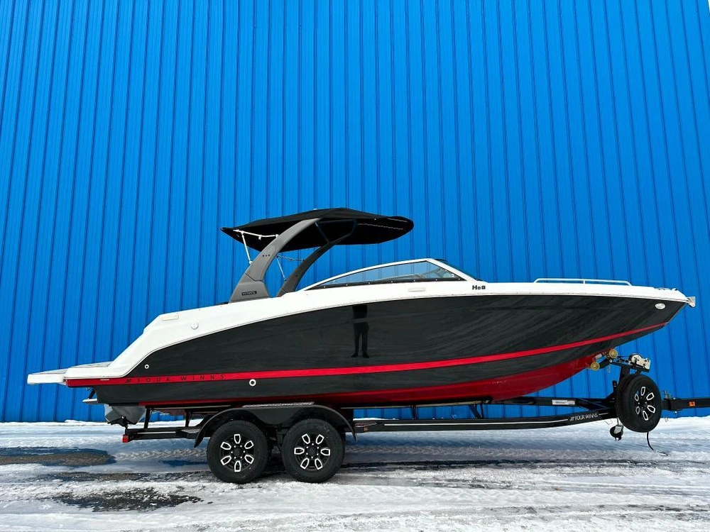 Four Winns Hd8 Mercruiser 6.2l / Bravo 3 2024 alt