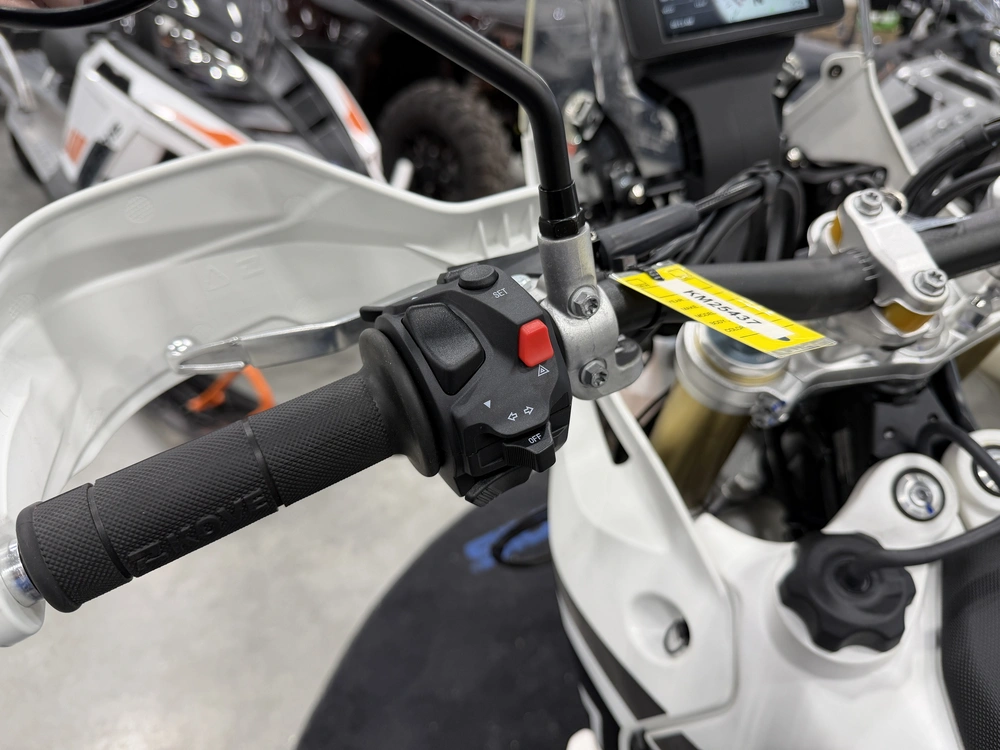 2026 Kove Moto 450 Rally High Seat alt