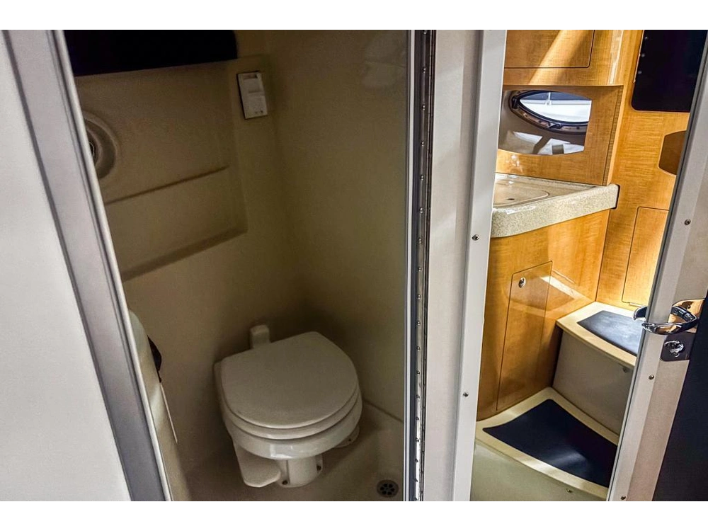 Four Winns 285 Vista 2011 alt