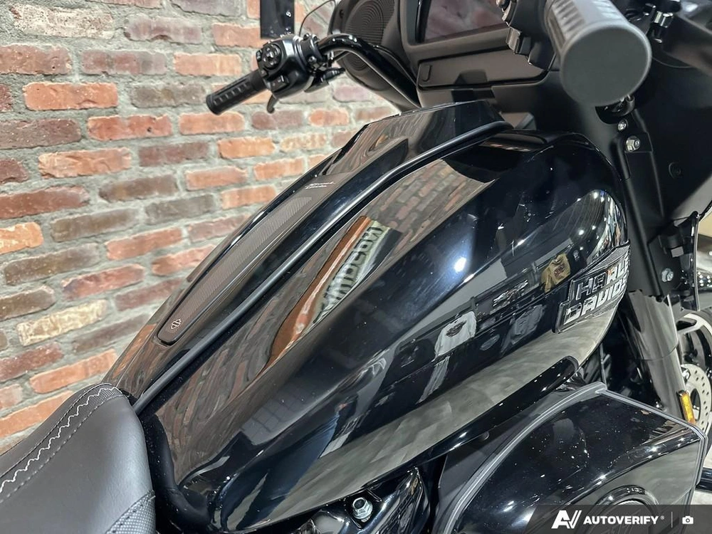 2026 Harley-davidson Street Glide alt