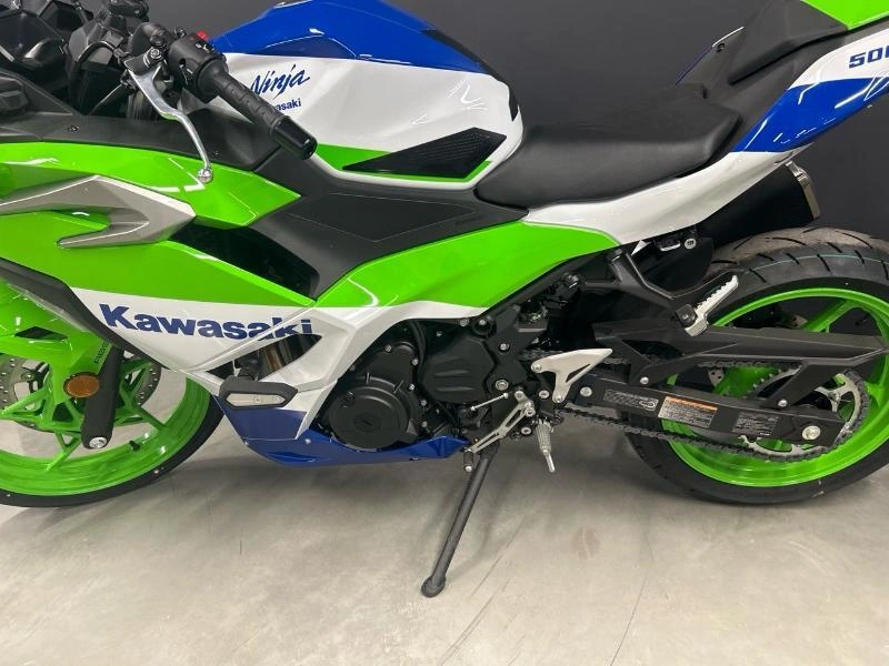 2024 Kawasaki Ninja 500 Se 40e Anniversaire alt