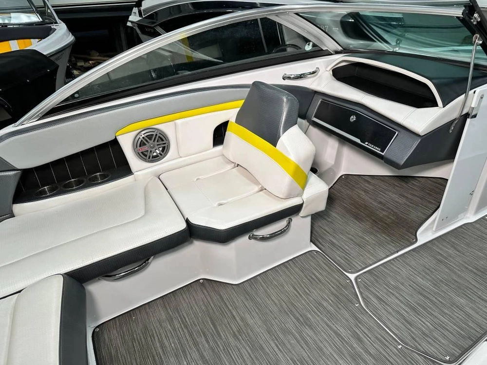 Four Winns H210 Rs 2017 alt