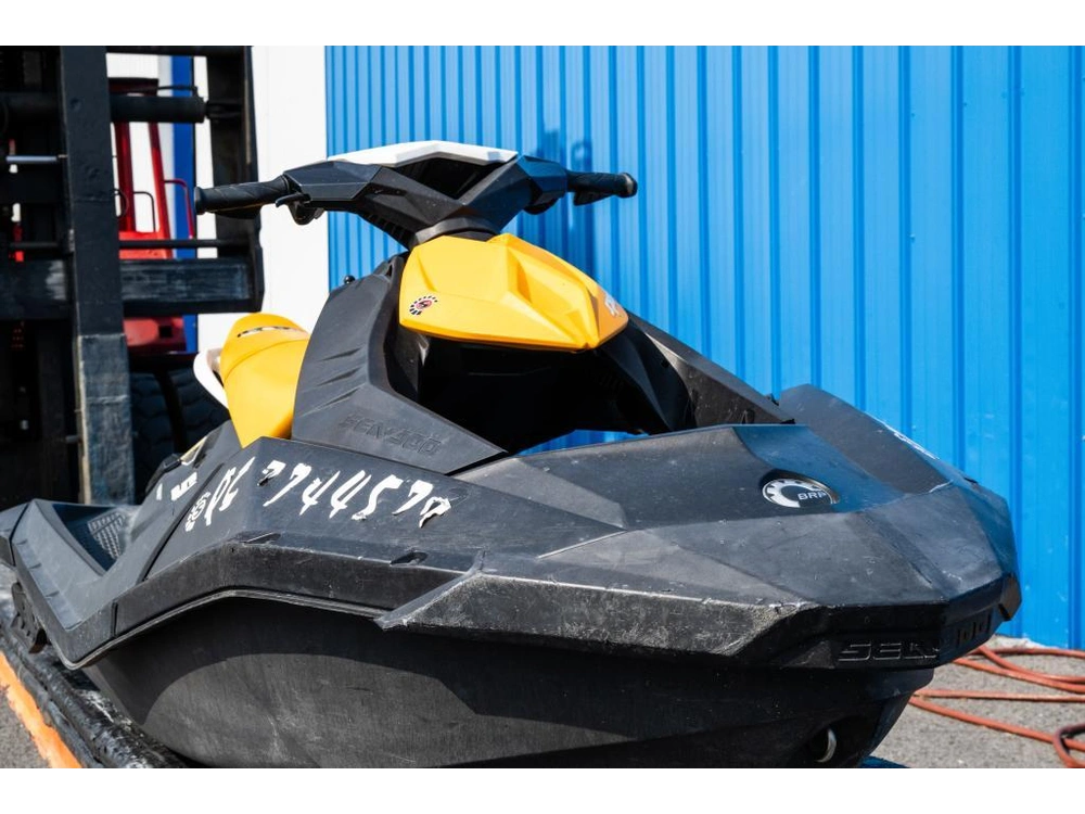 Bombardier Spark 2021 alt