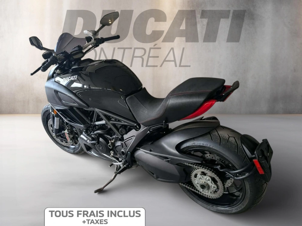 2012 Ducati Diavel alt
