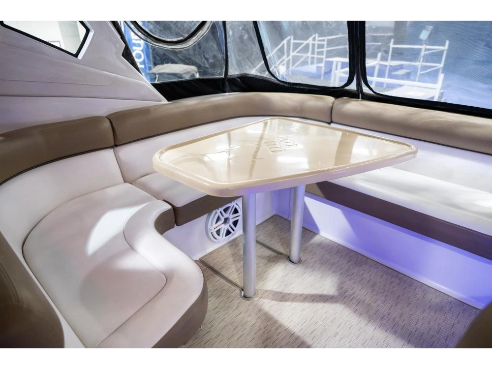 Four Winns Vista 375 2017 alt