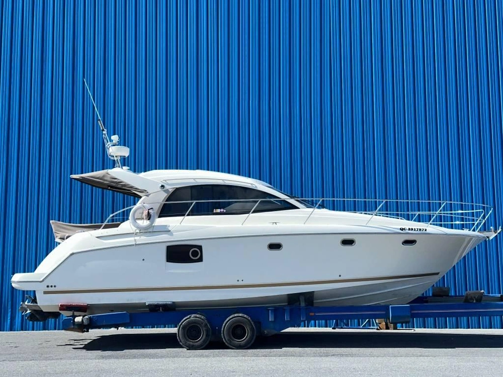 2013 Jeanneau Prestige 390s alt
