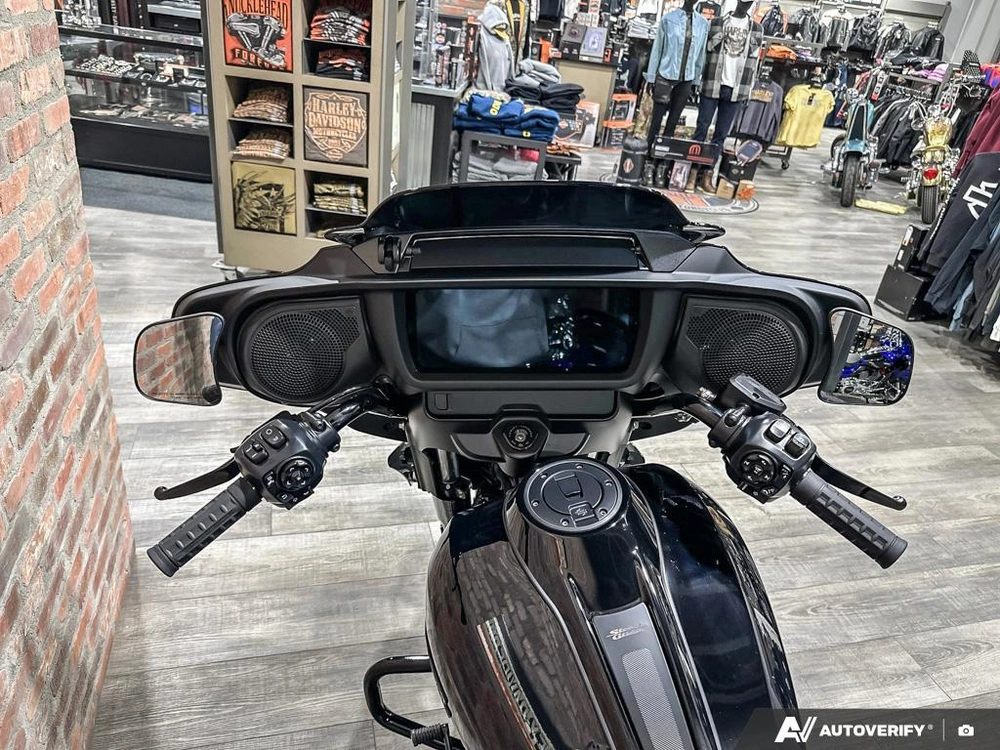 2026 Harley-davidson Street Glide alt