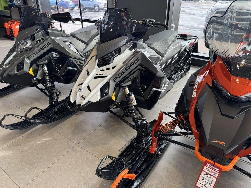 2021 Polaris 850 Indy Vr1 129 alt