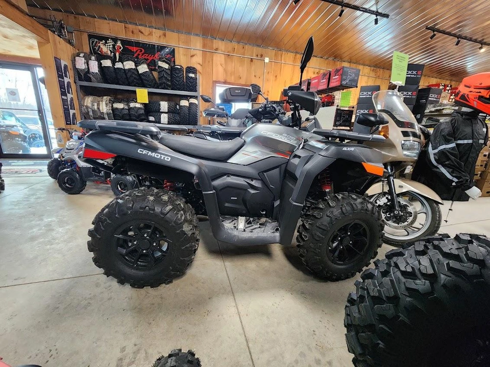 2025 Cfmoto Cforce 600 Velocity Grey - 1up alt