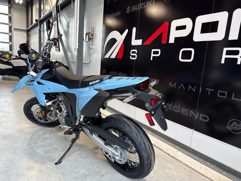 Suzuki Dr-z400sm Sky Grey 2025 alt