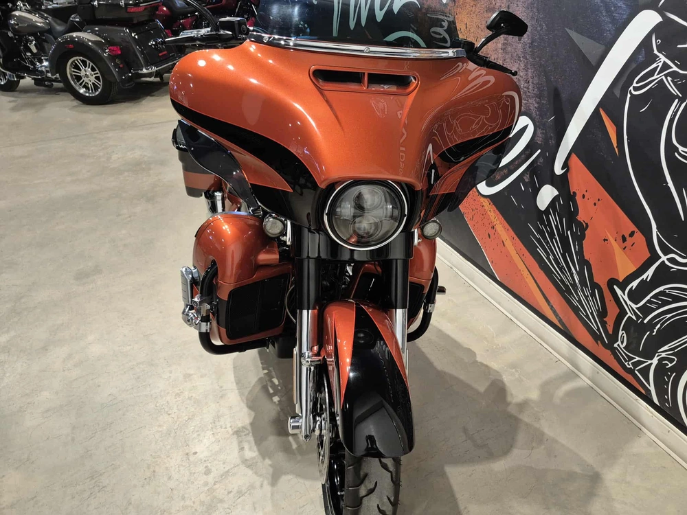 Harley-davidson Cvo Street Glide Flhxse 2017 alt