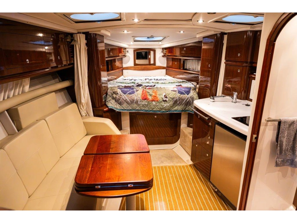2013 Four Winns Vista 375 alt