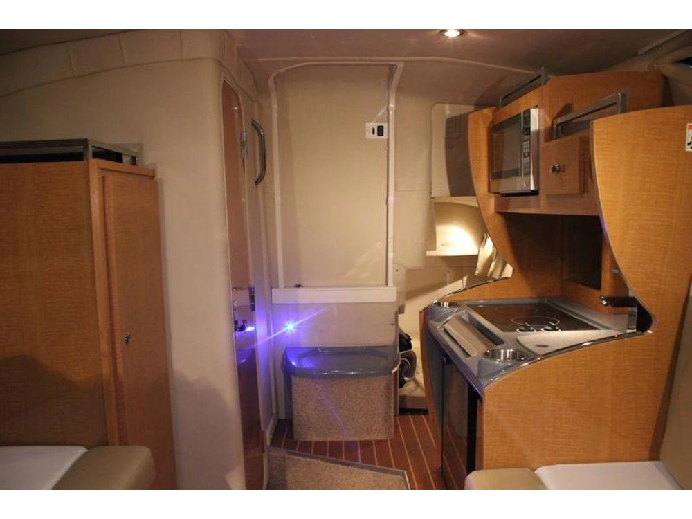 Larson 857 Cabrio 2012 alt