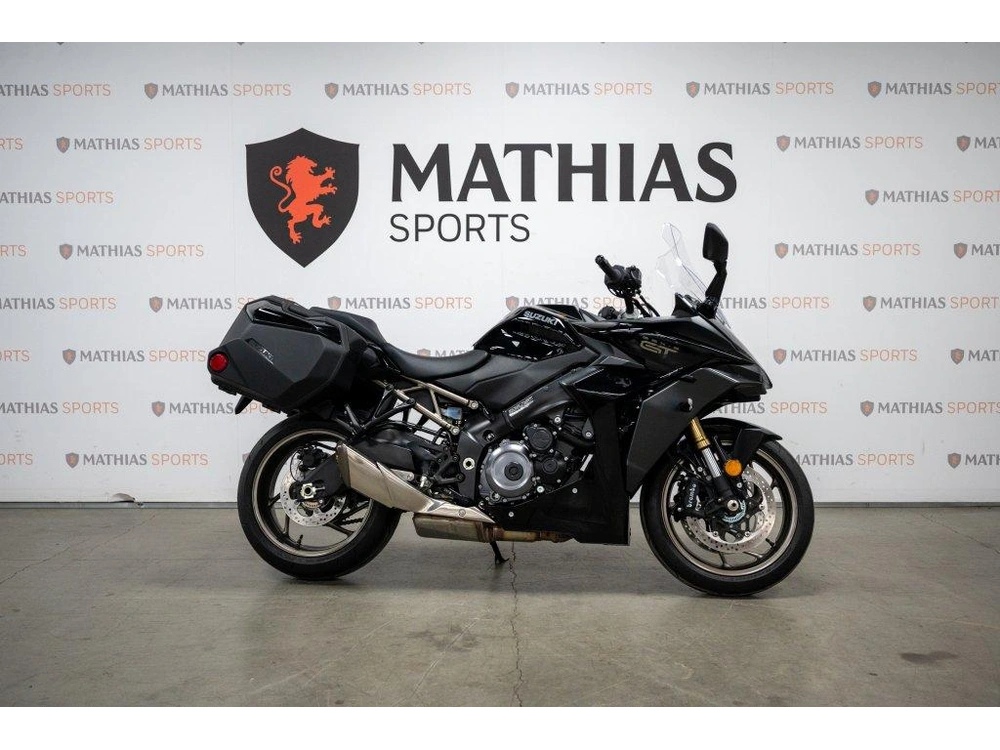 2024 Suzuki Gsxs 1000 Gt alt
