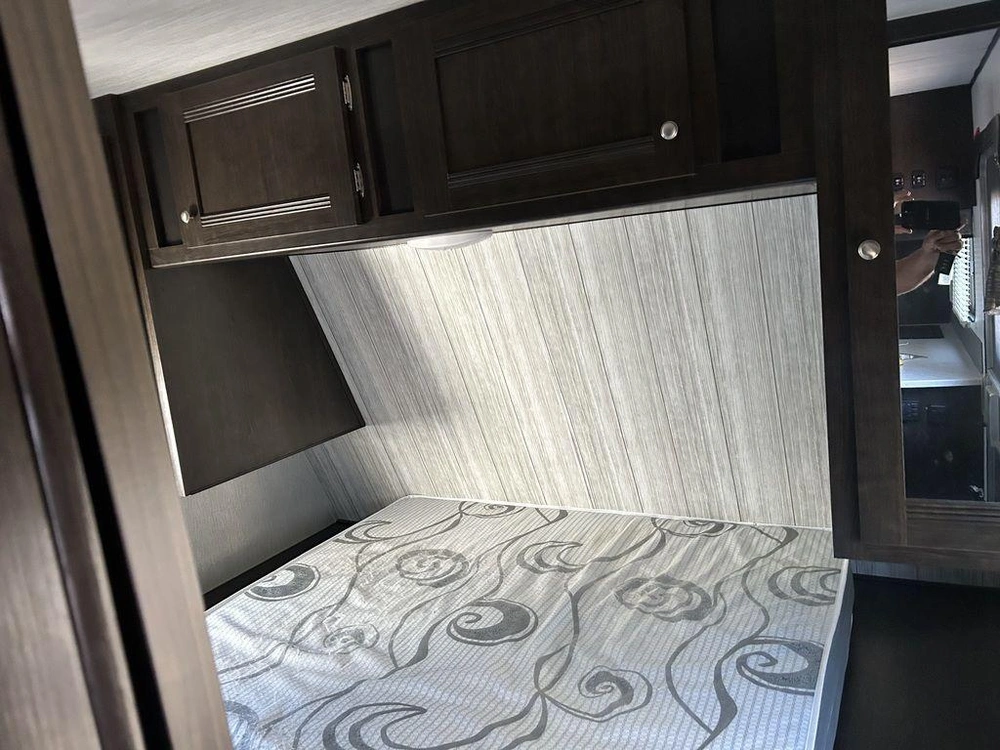 2020 Heartland Pioneer Ds 320 alt