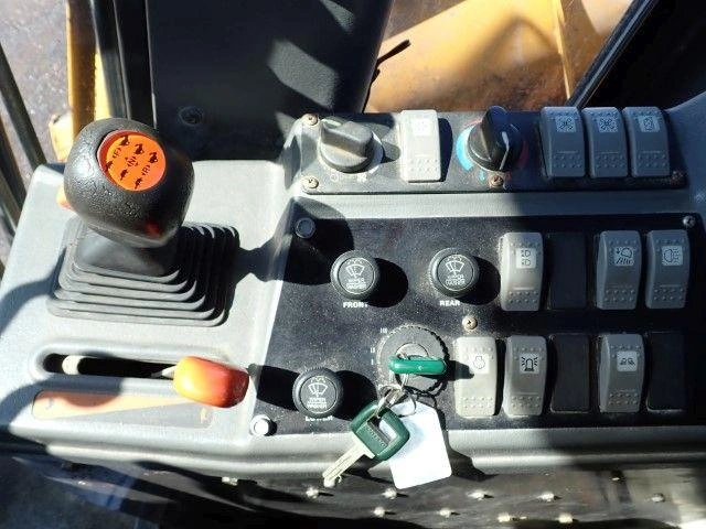 Volvo G730b 2005