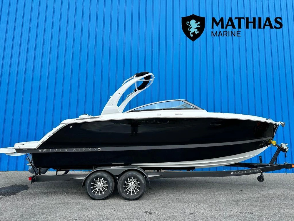 Four Winns H6 Mercruiser 6.2l / Bravo 3 - Demo 2025 alt