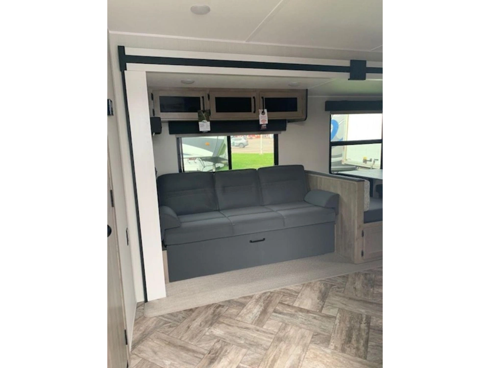 2023 Palomino Puma 27rbds alt
