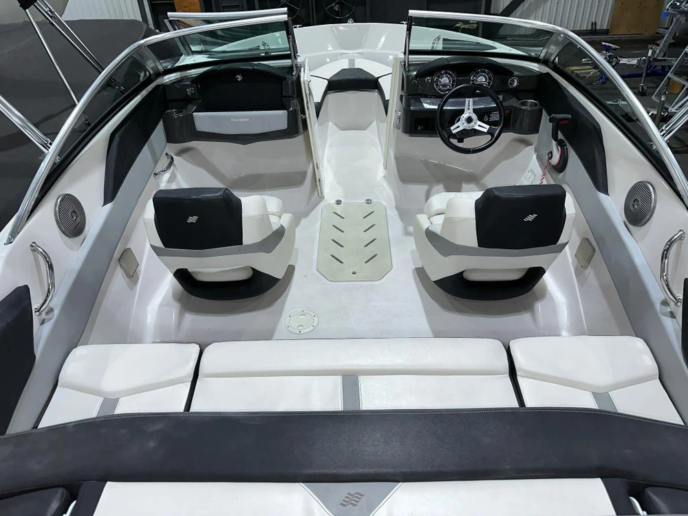 2013 Four Winns H190 alt