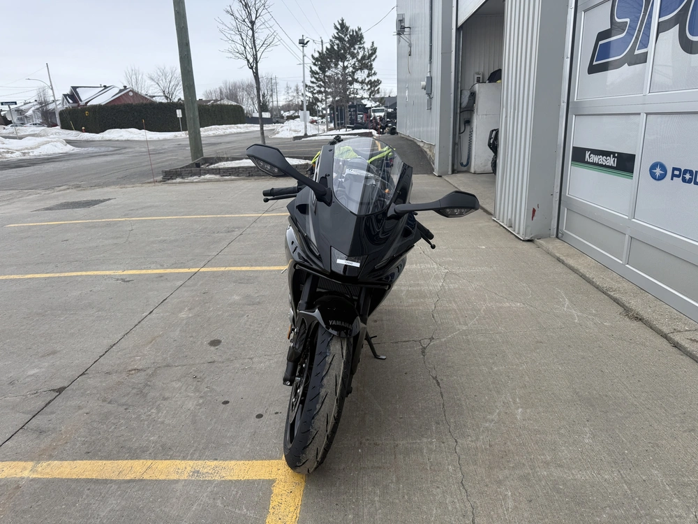 Yamaha Yzf-r7 2026 alt
