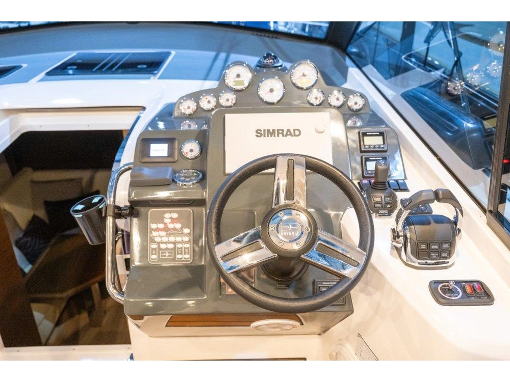 Bavaria S36 Coupe Volvo D3-220 Evc *sur Rendez-vous* 2021 alt