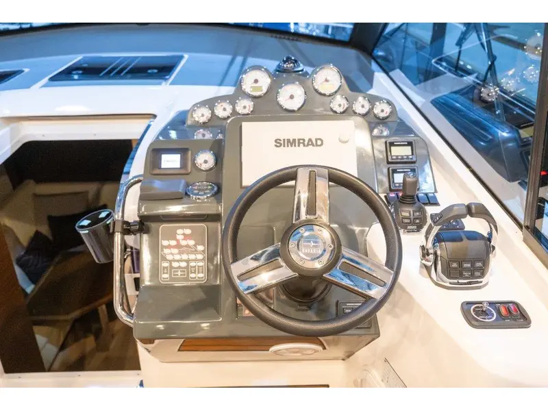 2021 Bavaria Motoryachts S36 COUPE VOLVO D3-220 EVC *SUR RENDEZ-VOUS* thumbnail 11