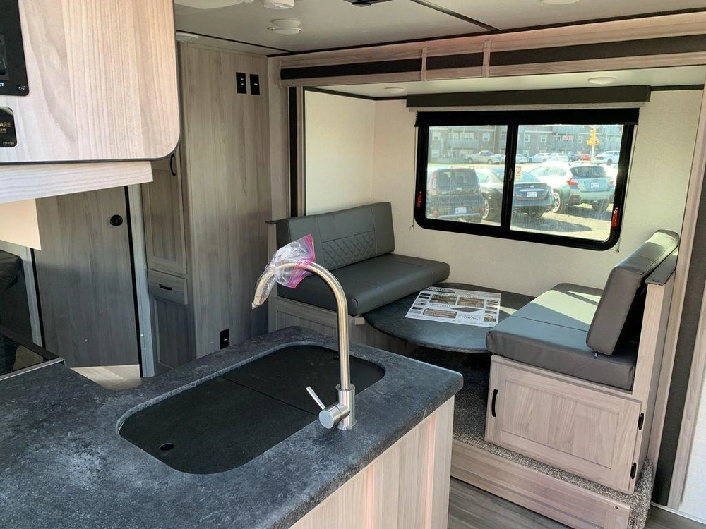 2023 Coachmen Spirit/northern Spirit Xtr 2146bhx alt