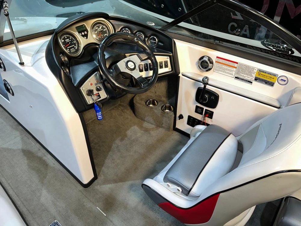 Moomba Outback V 2012 alt