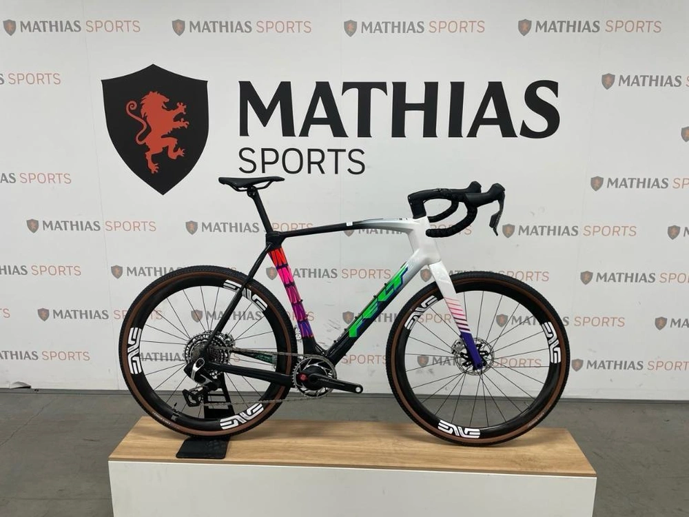 2025 Felt Breed Frd Un1td Le alt