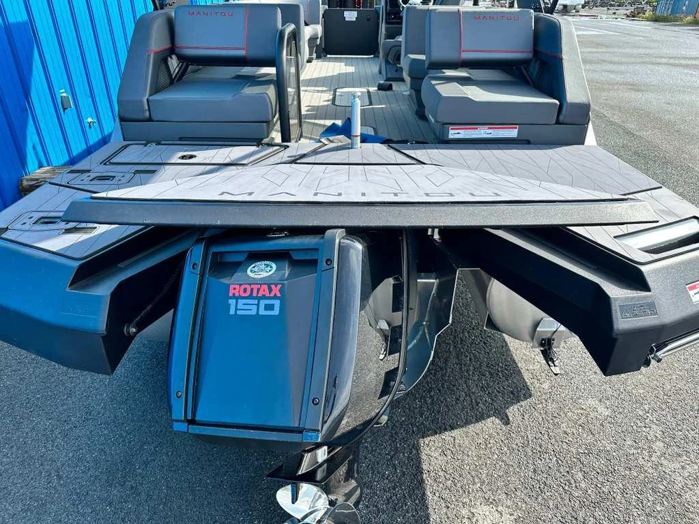 Manitou 22 Explore Bench 2025 alt