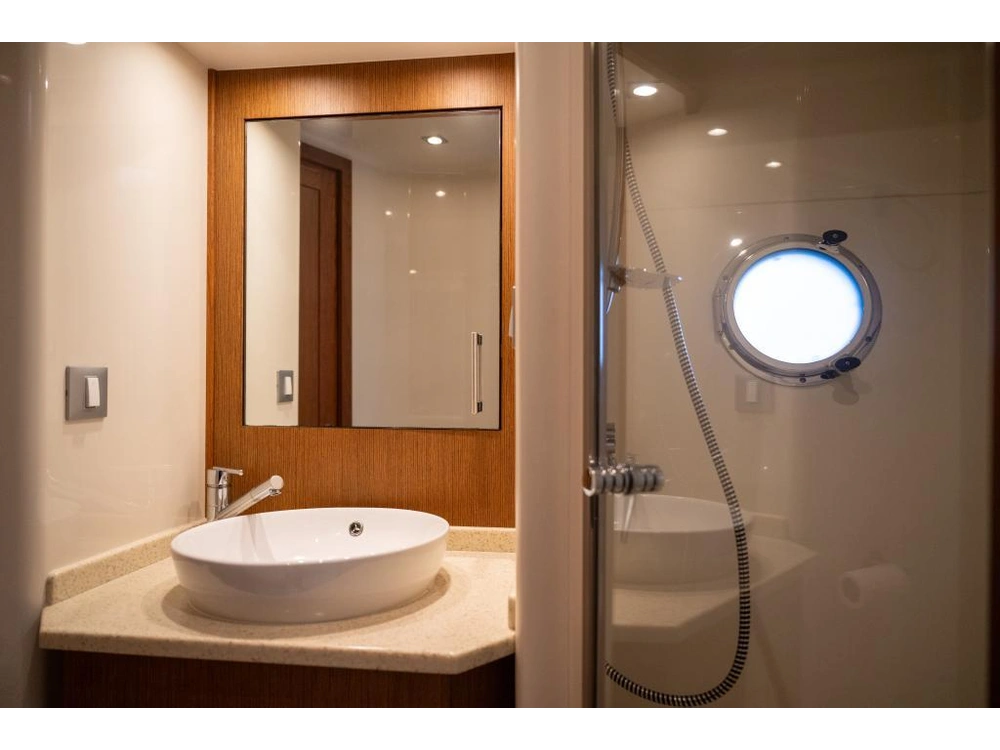 2012 Other Voyageur 54 alt