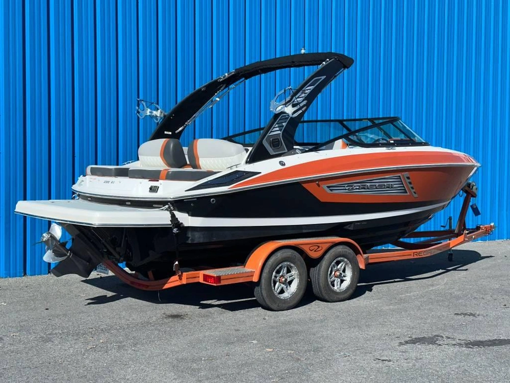 2020 Regal 2300rx alt
